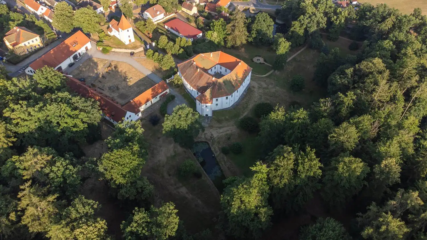Otava.fun - společný projekt měst Sušice, Horažďovice, Strakonice a Písek. Zámek Chanovice: Ideální výlet pro celou rodinu