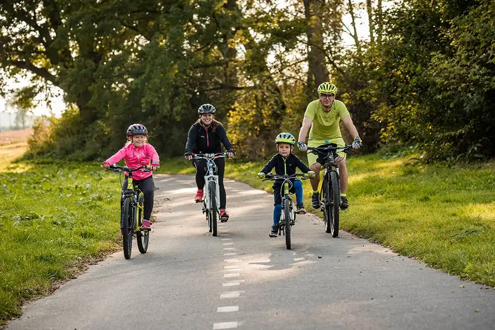Otava.fun - společný projekt měst Sušice, Horažďovice, Strakonice a Písek. Otavská cyklistická stezka: Za krásami jižních a západních Čech na kole